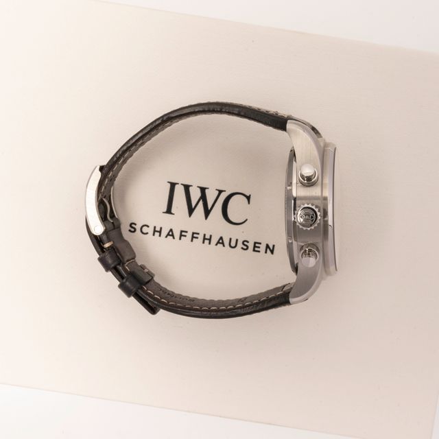 IWC Pilot's Chrono IW388103 Image 2